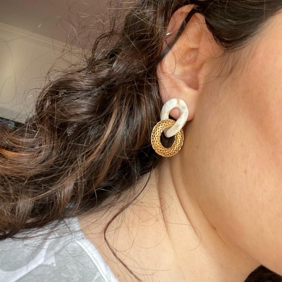 White and Gold Acrylic earrings - Picture 5 of 5